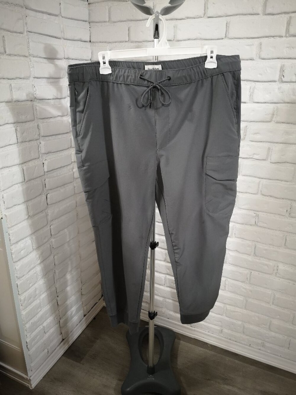 Goodfellow & Co. Men's Size XL Grey Elastic & Tie Waist Track Pants Pockets